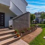 Soper - Top Location 300 M From The Sea