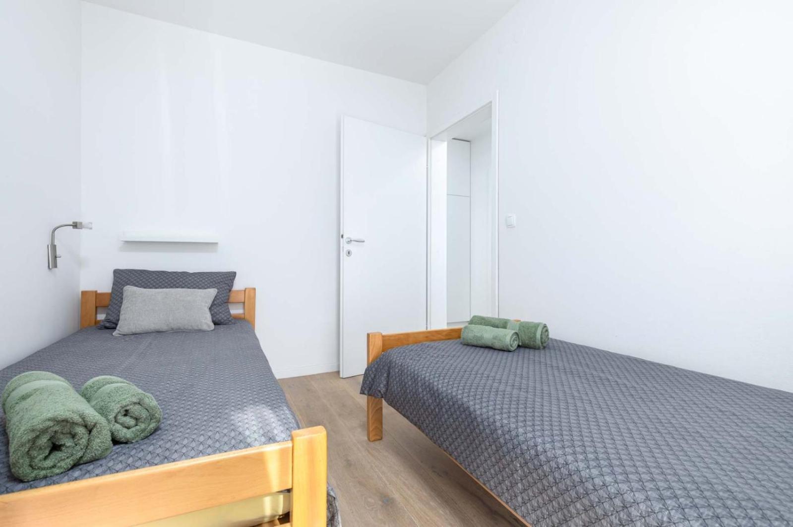 Soper - Location 300 M From The Sea *